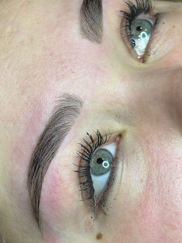 TipTop Hairstyling kapsalon haarwerksalon visagie wenkbrauwen 2