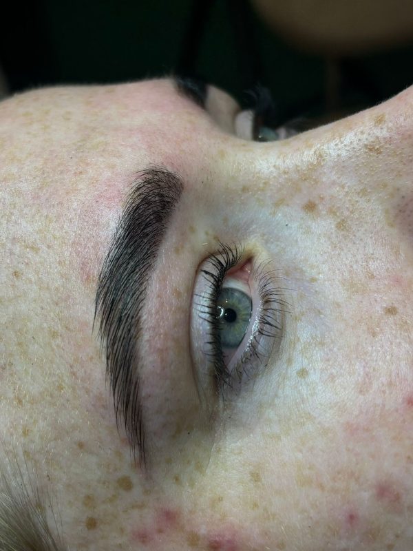 TipTop Hairstyling kapsalon haarwerksalon visagie wenkbrauwen 3